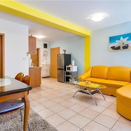 Apartment Ellis Premantura Szoba fotó