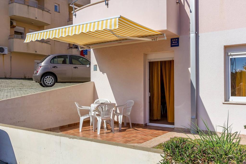 Apartment Ellis Premantura Kültér fotó