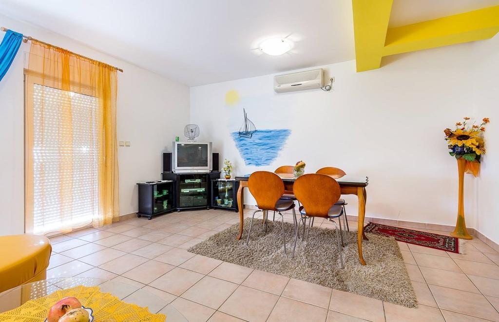 Apartment Ellis Premantura Kültér fotó
